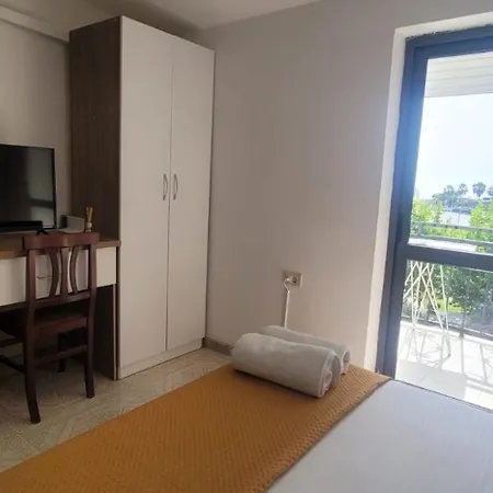 Hotel Dor' Beachfront *